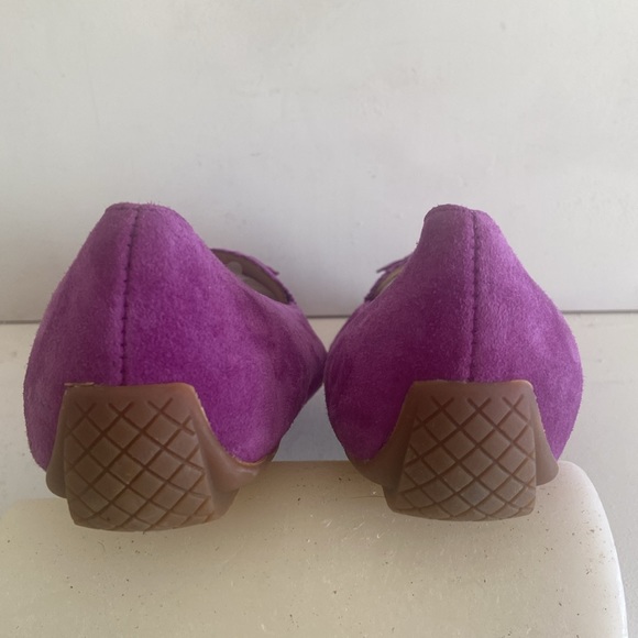 Talbots raspberry suede leather flats with tassel detail Size 5 1/2 - Picture 6 of 11